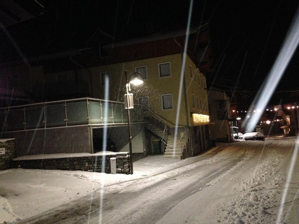 Appartamento Haus Julia Mühlbach am Hochkönig Esterno foto